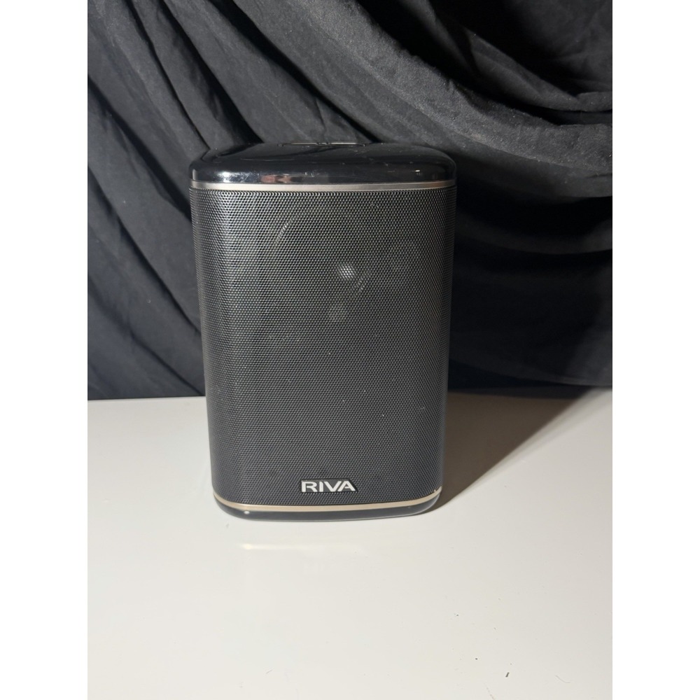 RIVA ARENA Bluetooth Speaker, BLACK VG cond